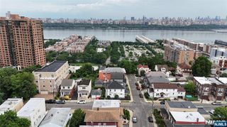 17 Laird Place, Cliffside Park, NJ 07010