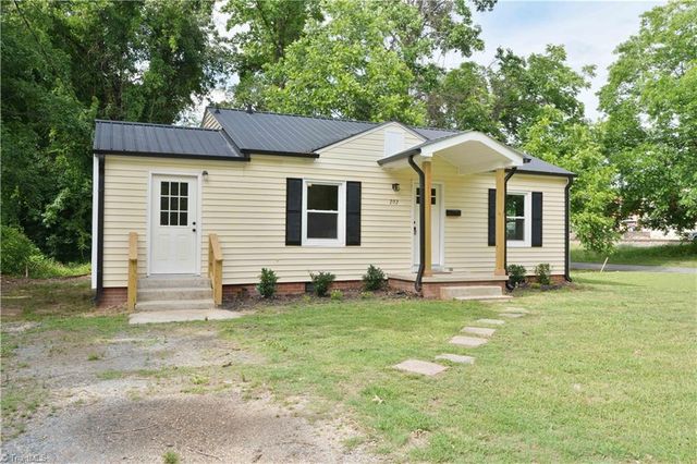 202 Armfield Avenue, Asheboro, NC 27203