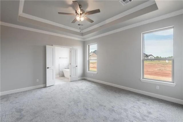 1124 Colonial Avenue, Tuttle, OK 73089