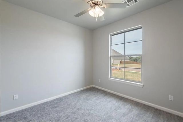 1124 Colonial Avenue, Tuttle, OK 73089