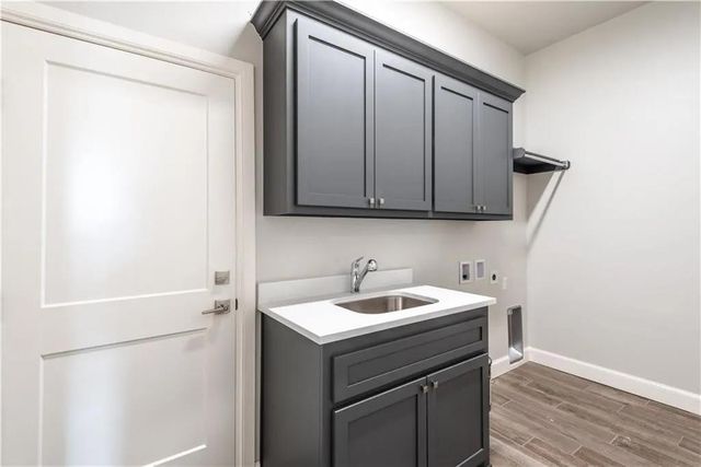 1124 Colonial Avenue, Tuttle, OK 73089