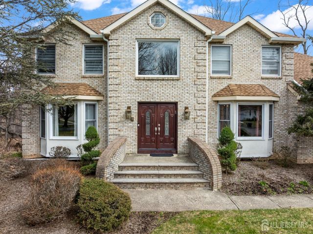 41 Addington Court, East Brunswick, NJ 08816
