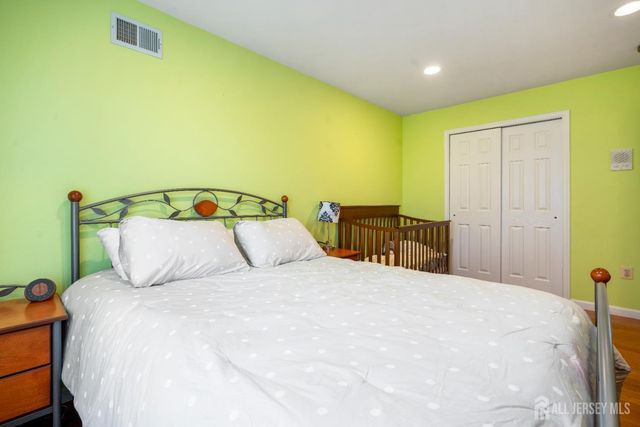 41 Addington Court, East Brunswick, NJ 08816