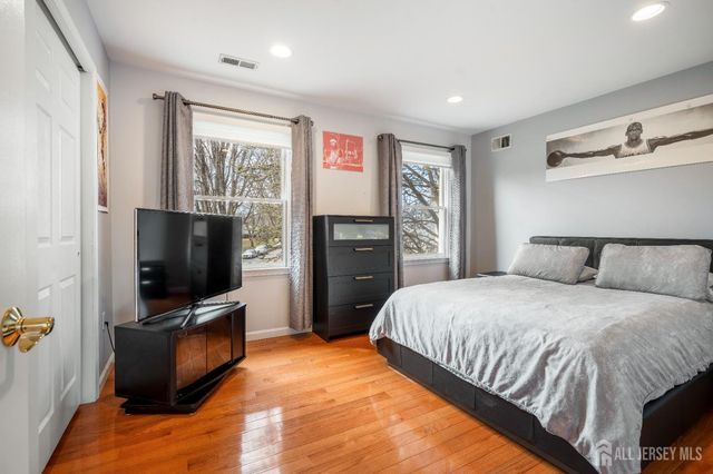 41 Addington Court, East Brunswick, NJ 08816