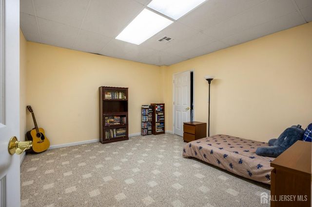 41 Addington Court, East Brunswick, NJ 08816