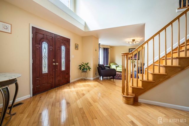 41 Addington Court, East Brunswick, NJ 08816