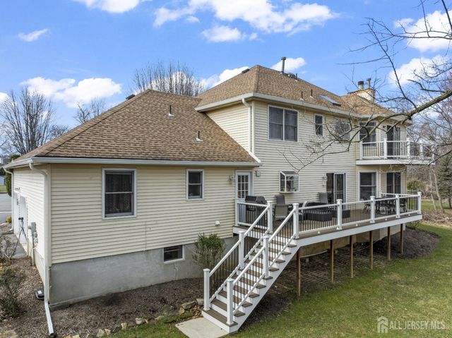 41 Addington Court, East Brunswick, NJ 08816