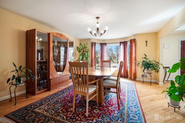 41 Addington Court, East Brunswick, NJ 08816