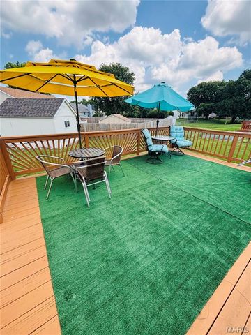 441 Slusser Lane, Florissant, MO 63031