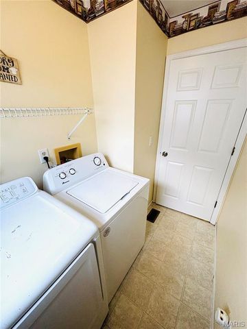 441 Slusser Lane, Florissant, MO 63031