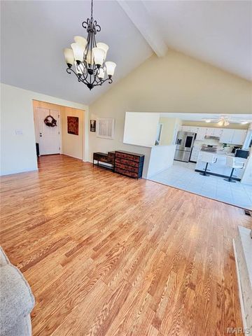 441 Slusser Lane, Florissant, MO 63031
