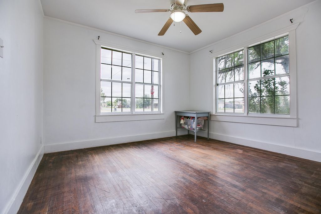 Image 17 of property listing at 1801 Childress Street, San Angelo, TX 76901