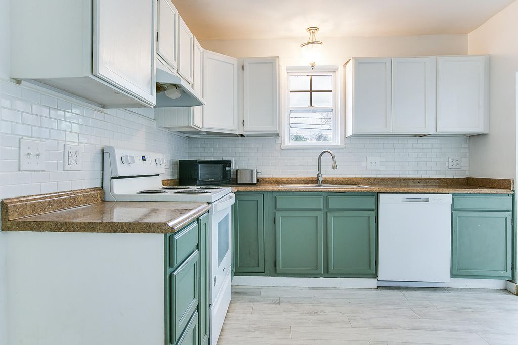 Image 5 of property listing at 1801 Childress Street, San Angelo, TX 76901