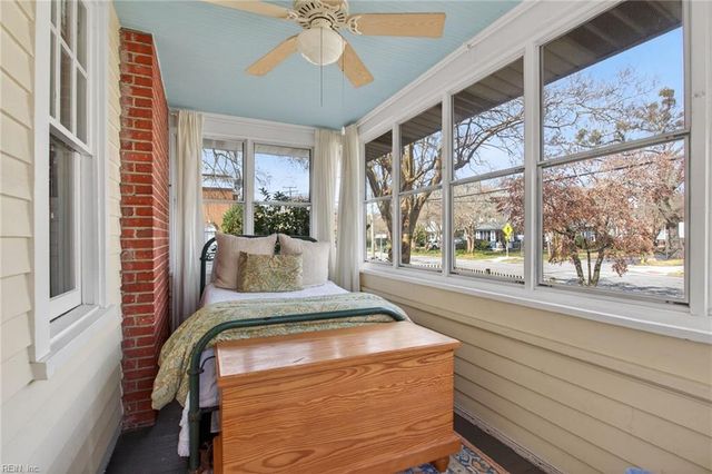 1049 Jamestown CRES, Norfolk, VA 23508