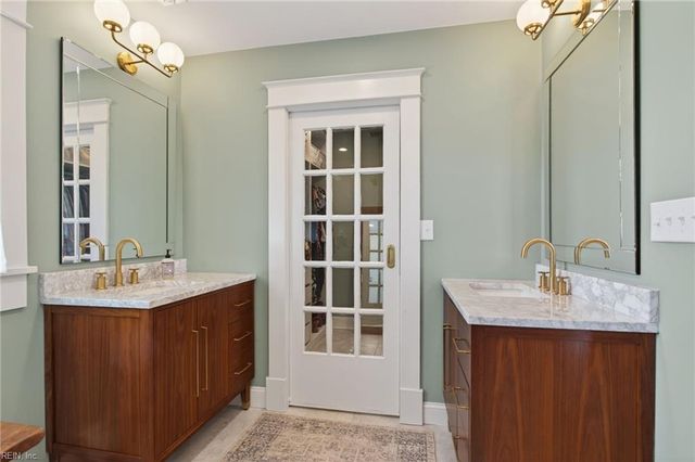 1049 Jamestown CRES, Norfolk, VA 23508