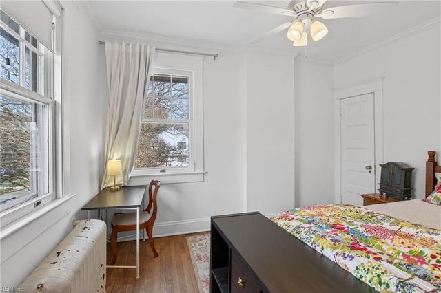 1049 Jamestown CRES, Norfolk, VA 23508