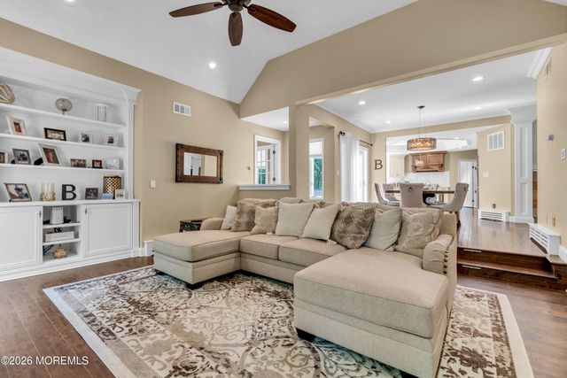 13 Fox Hill Drive, Millstone, NJ 08535