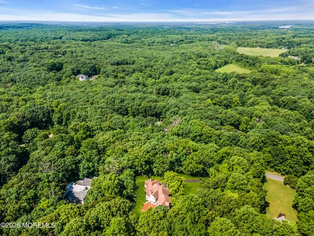 13 Fox Hill Drive, Millstone, NJ 08535