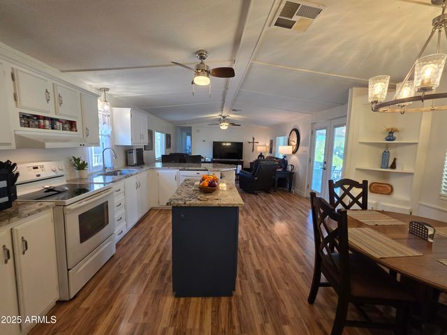 2233 E BEHREND Drive 45, Phoenix, AZ 85024