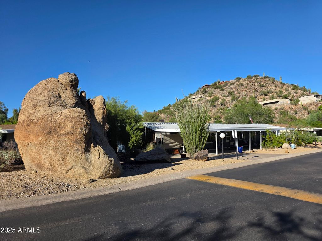 2233 E BEHREND Drive 45, Phoenix, AZ 85024