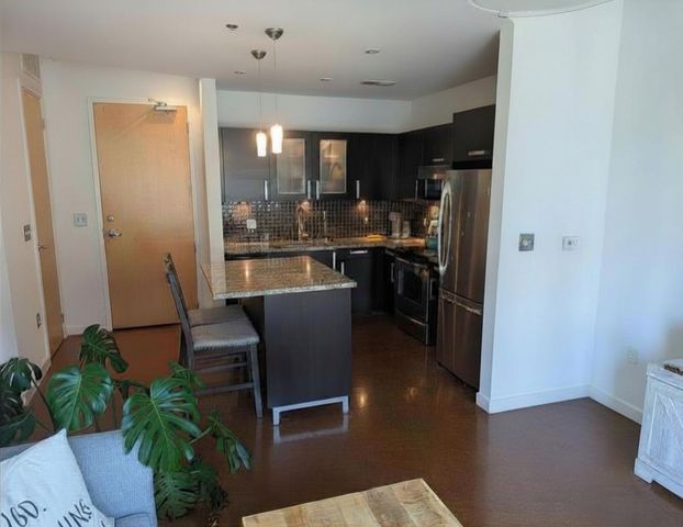 600 12th Ave S Apt 611, Nashville, TN 37203