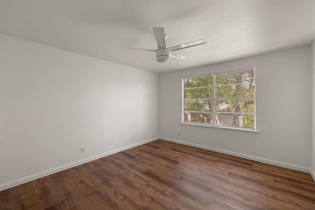 5105 Plumas LN, Austin, TX 78745