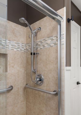 5105 Plumas LN, Austin, TX 78745