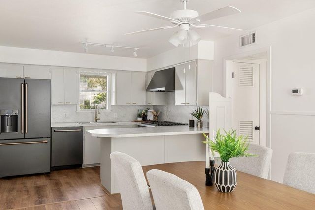 5105 Plumas LN, Austin, TX 78745