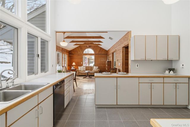 23 Ferdon Avenue, Sparkill, NY 10976