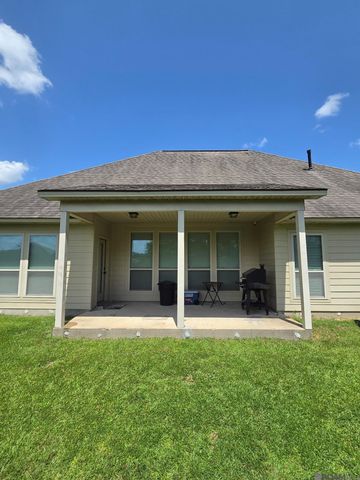 33941 Kingfisher St, Denham Springs, LA 70606