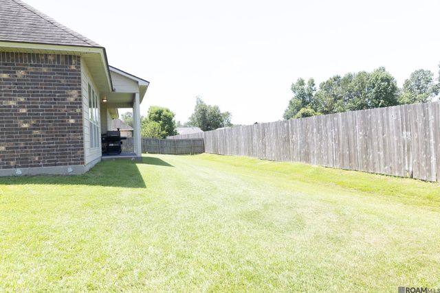33941 Kingfisher St, Denham Springs, LA 70706