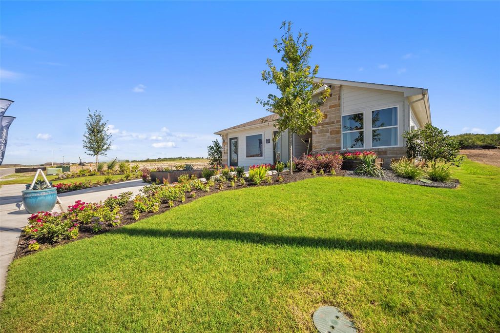 9509 Oxbow Strap DR, Austin, TX 78724