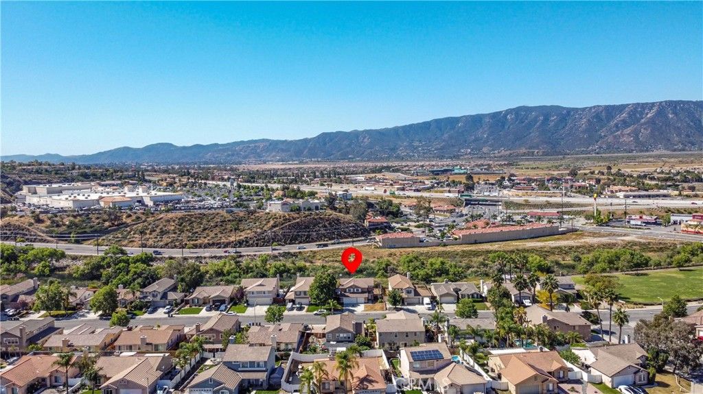 Image 29 of property listing at 31653 Canyon Estates, Lake Elsinore, CA 92532