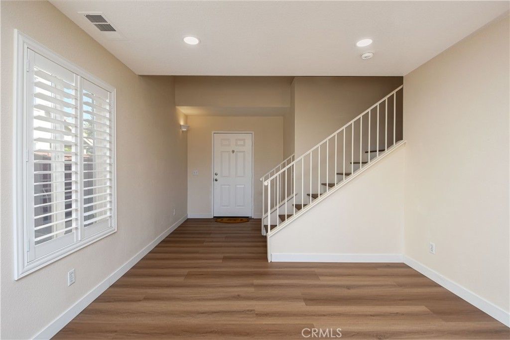 Image 5 of property listing at 31653 Canyon Estates, Lake Elsinore, CA 92532