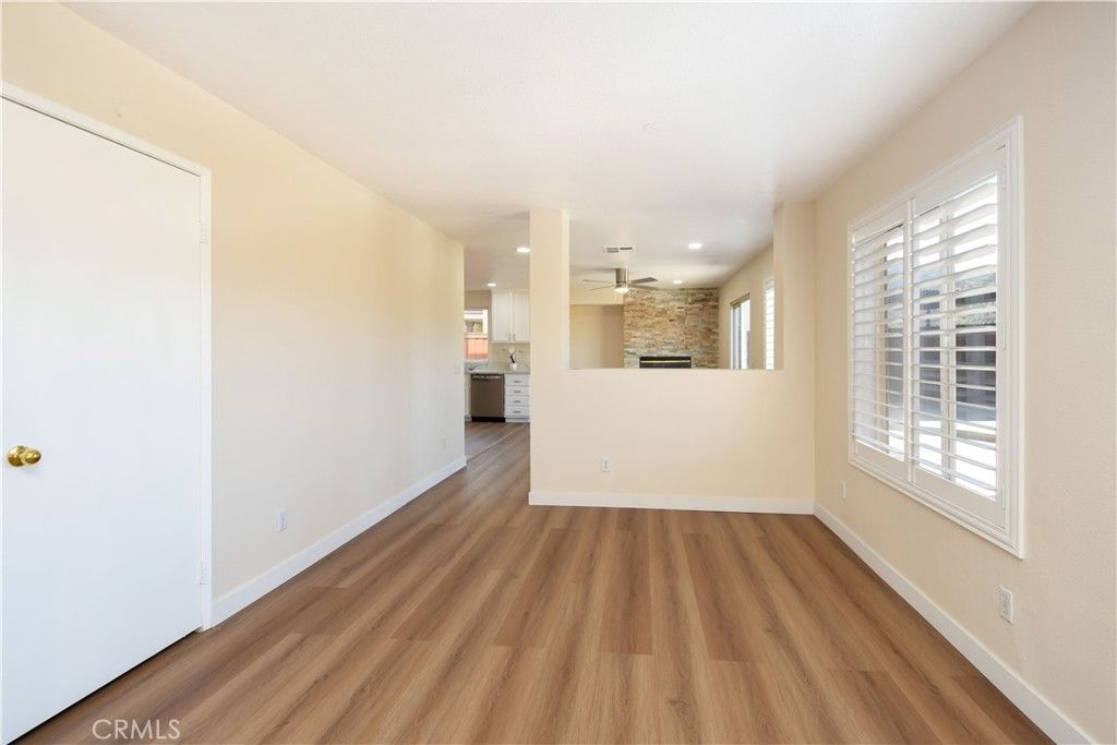 Image 7 of property listing at 31653 Canyon Estates, Lake Elsinore, CA 92532