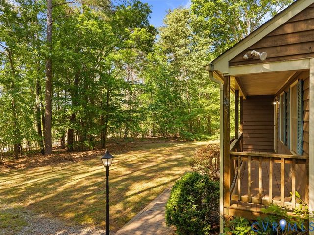 2750 Red Lane Rd, Powhatan, VA 23139