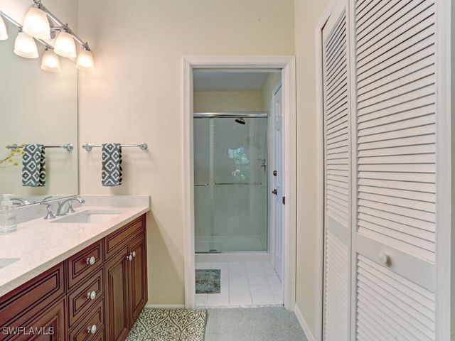 7095 Barrington CIR 6-102, Naples, FL 34108