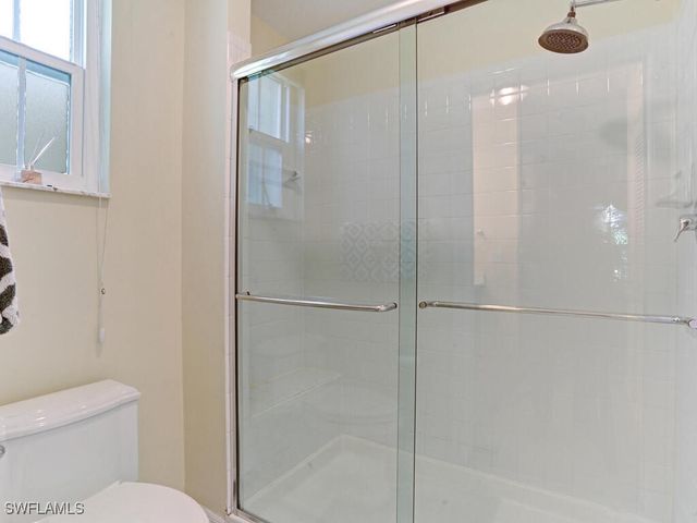 7095 Barrington CIR 6-102, Naples, FL 34108