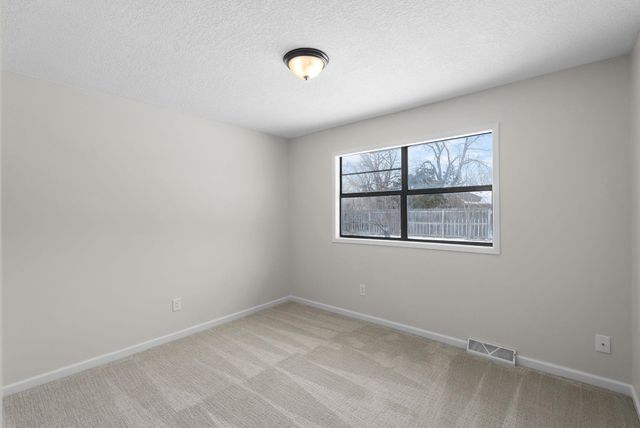 2524 N Welgate Cir, Wichita, KS 67226