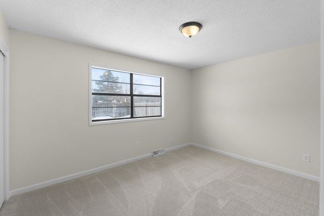 2524 N Welgate Cir, Wichita, KS 67226