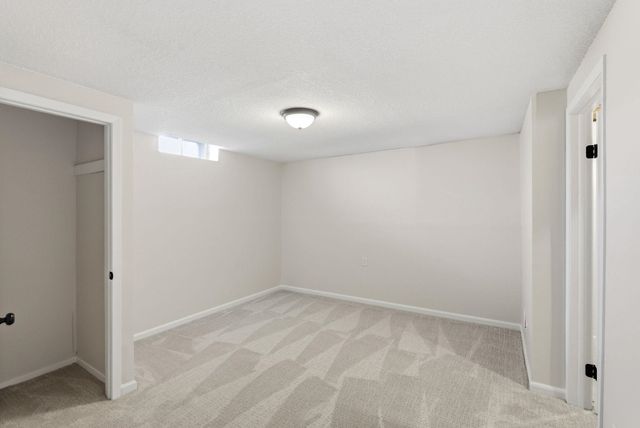 2524 N Welgate Cir, Wichita, KS 67226