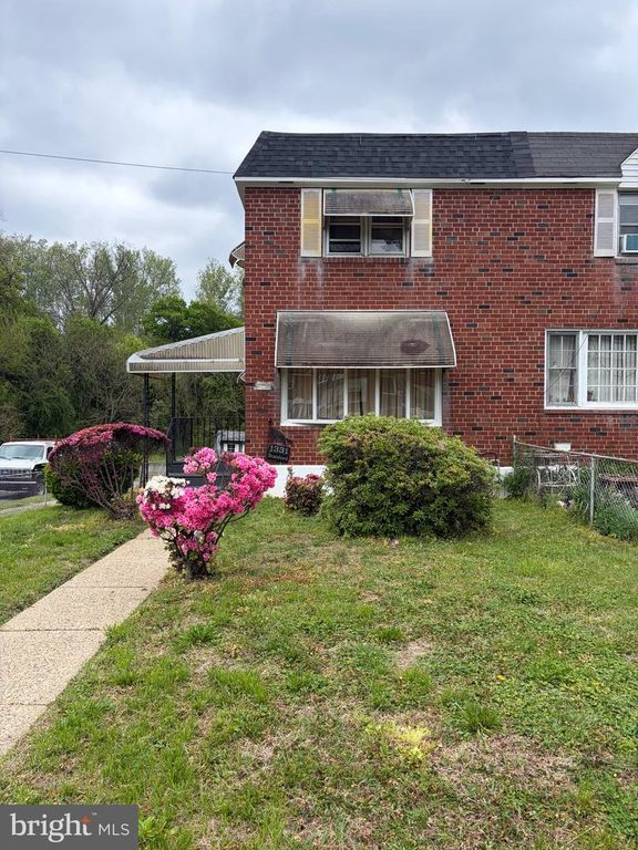 1331 PARKER ST, Chester, PA 19013