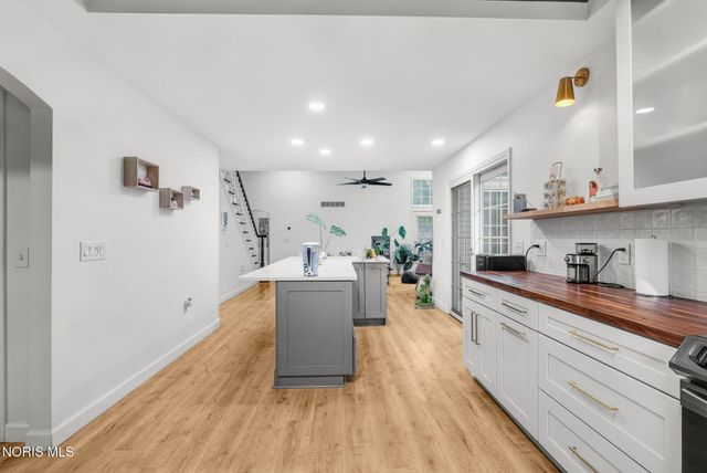 2110 Austin Bluffs Court, Toledo, OH 43615