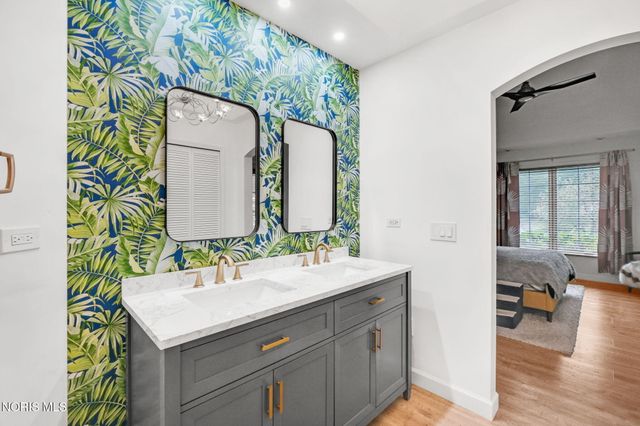 2110 Austin Bluffs Court, Toledo, OH 43615