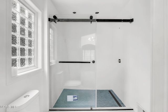 2110 Austin Bluffs Court, Toledo, OH 43615