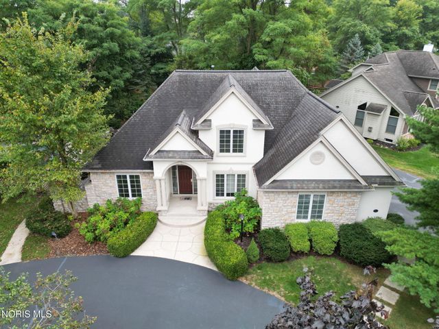 2110 Austin Bluffs Court, Toledo, OH 43615