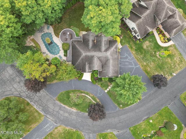 2110 Austin Bluffs Court, Toledo, OH 43615