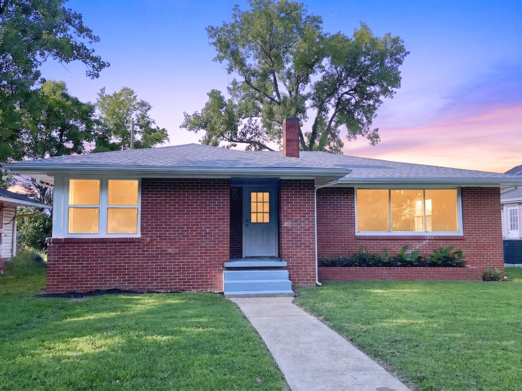 119 Stacker Dr, Clarksville, TN 37040