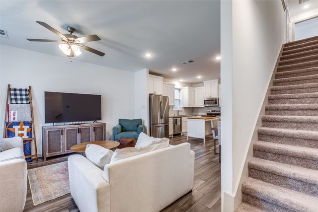 5106 Springlake Parkway, Haltom City, TX 76117