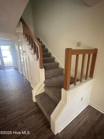 402 Sherbrooke Circle, Laurinburg, NC 28352